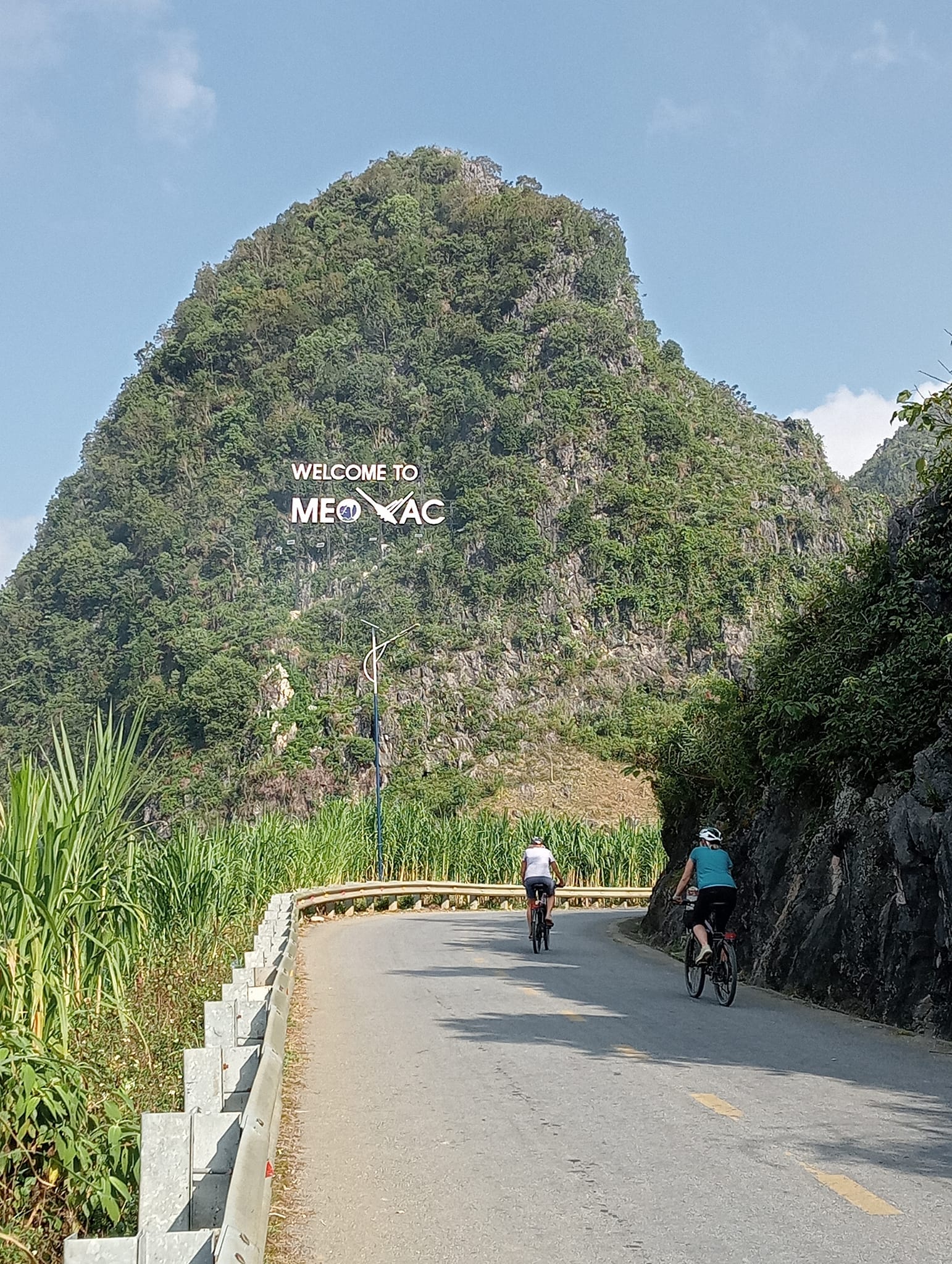 Cycling From Hanoi to Sapa via Ha Giang and Cao Bang 15 Days